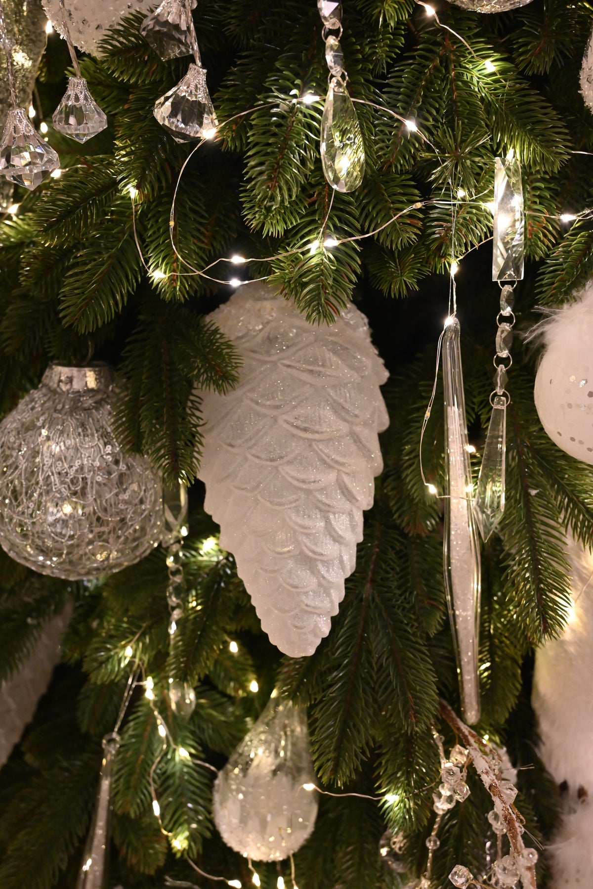 Ornament Con de brad 26,5cm